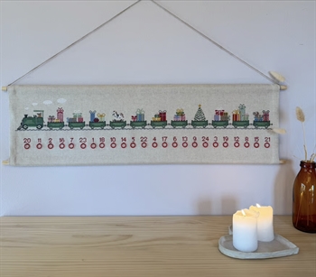Gavetoget julekalender fra Pomp Stitch
